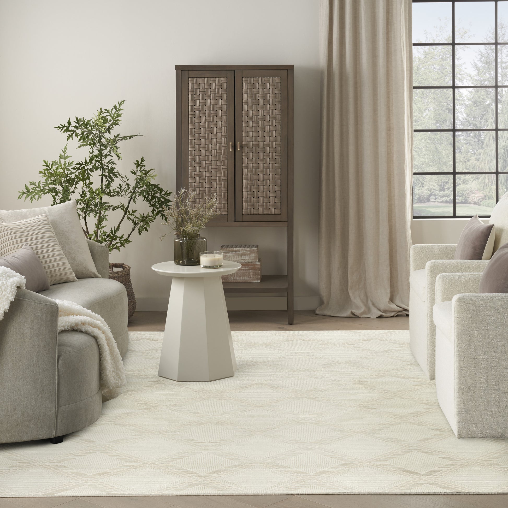 Nourison Home Serenity Home  Ivory  Contemporary