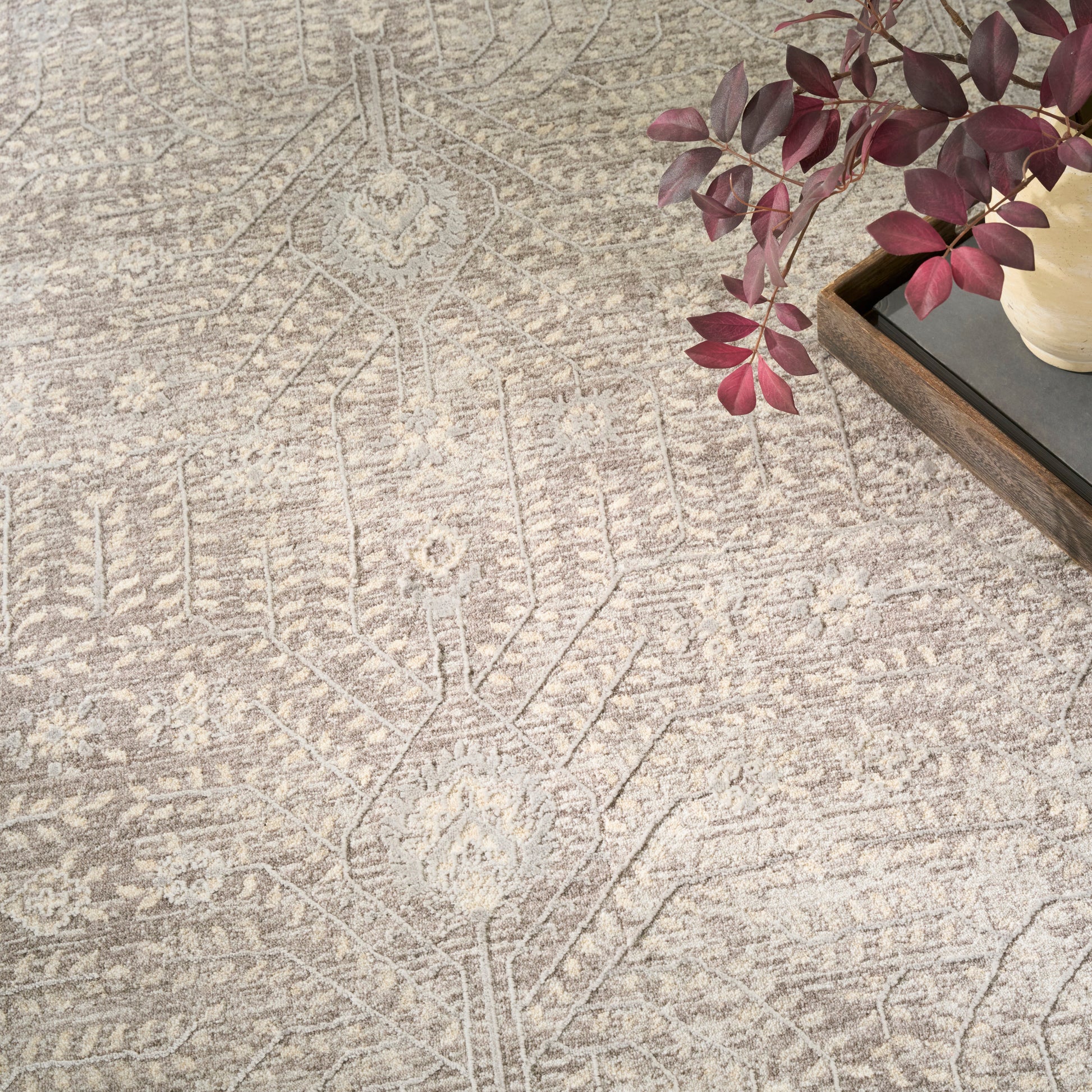 Nourison Home Sultana  Beige  Traditional