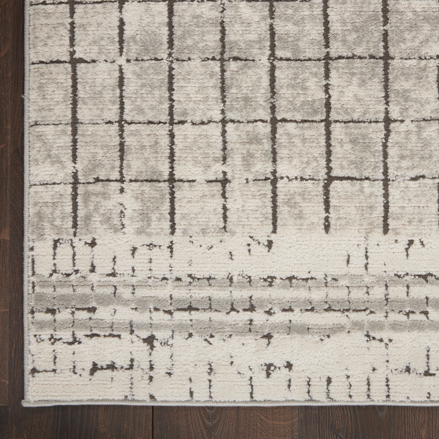 Nourison Home Quarry  Ivory Grey  Contemporary