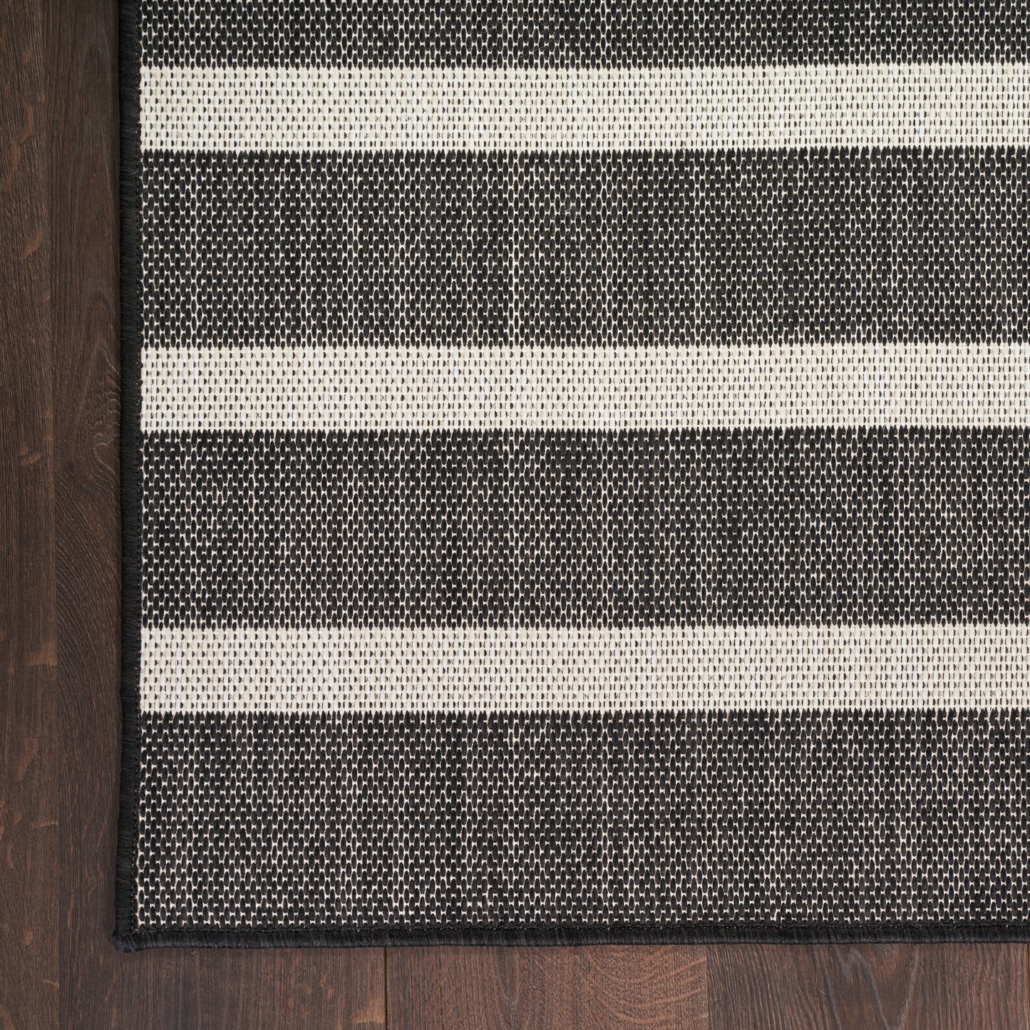 Nourison Home Positano  Black Ivory  Contemporary
