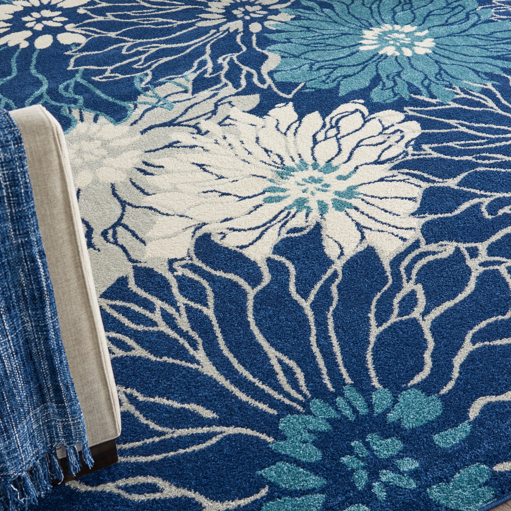 Nourison Home Passion  Navy Ivory  Contemporary