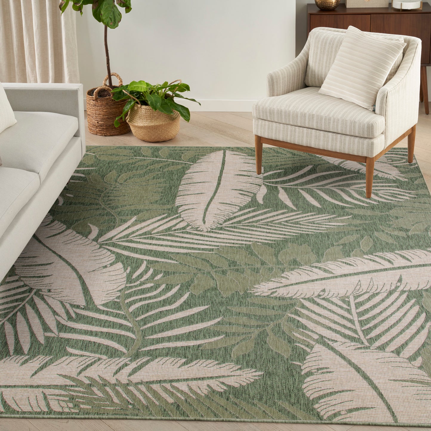 Nourison Home Garden Oasis  Green Ivory  Contemporary