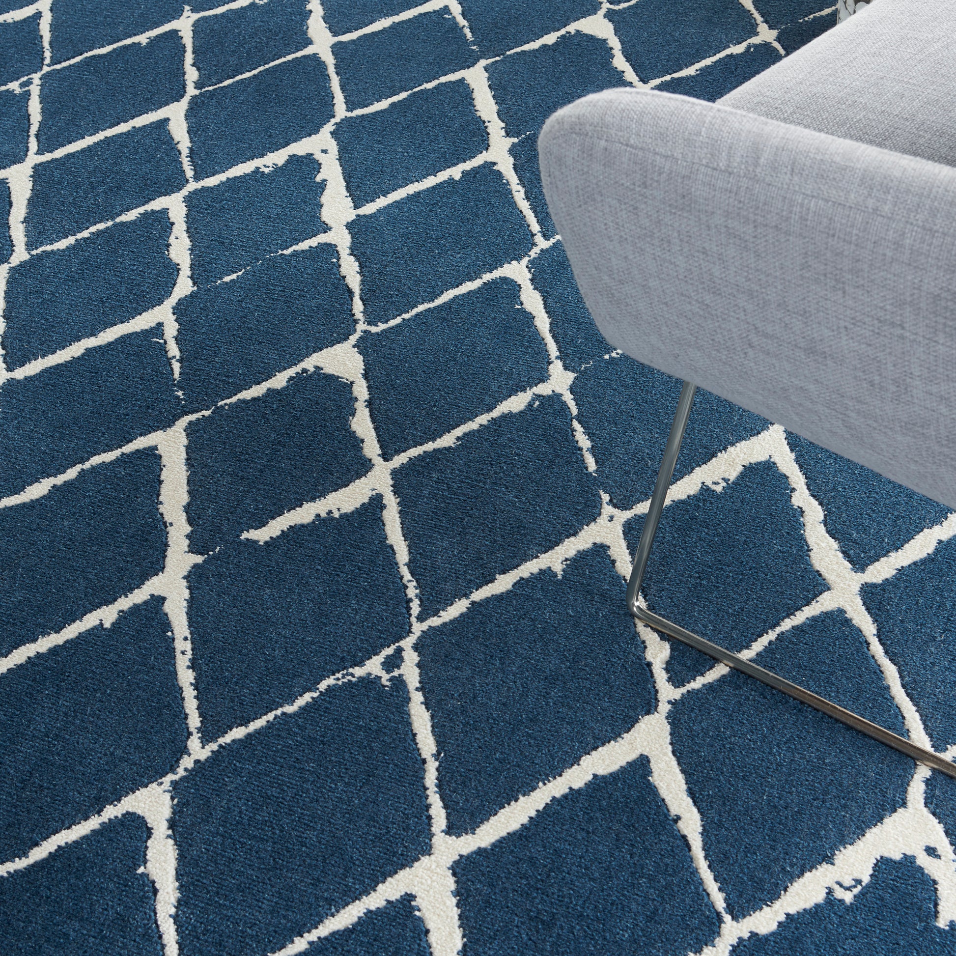 Nourison Home Twilight  Navy  Contemporary