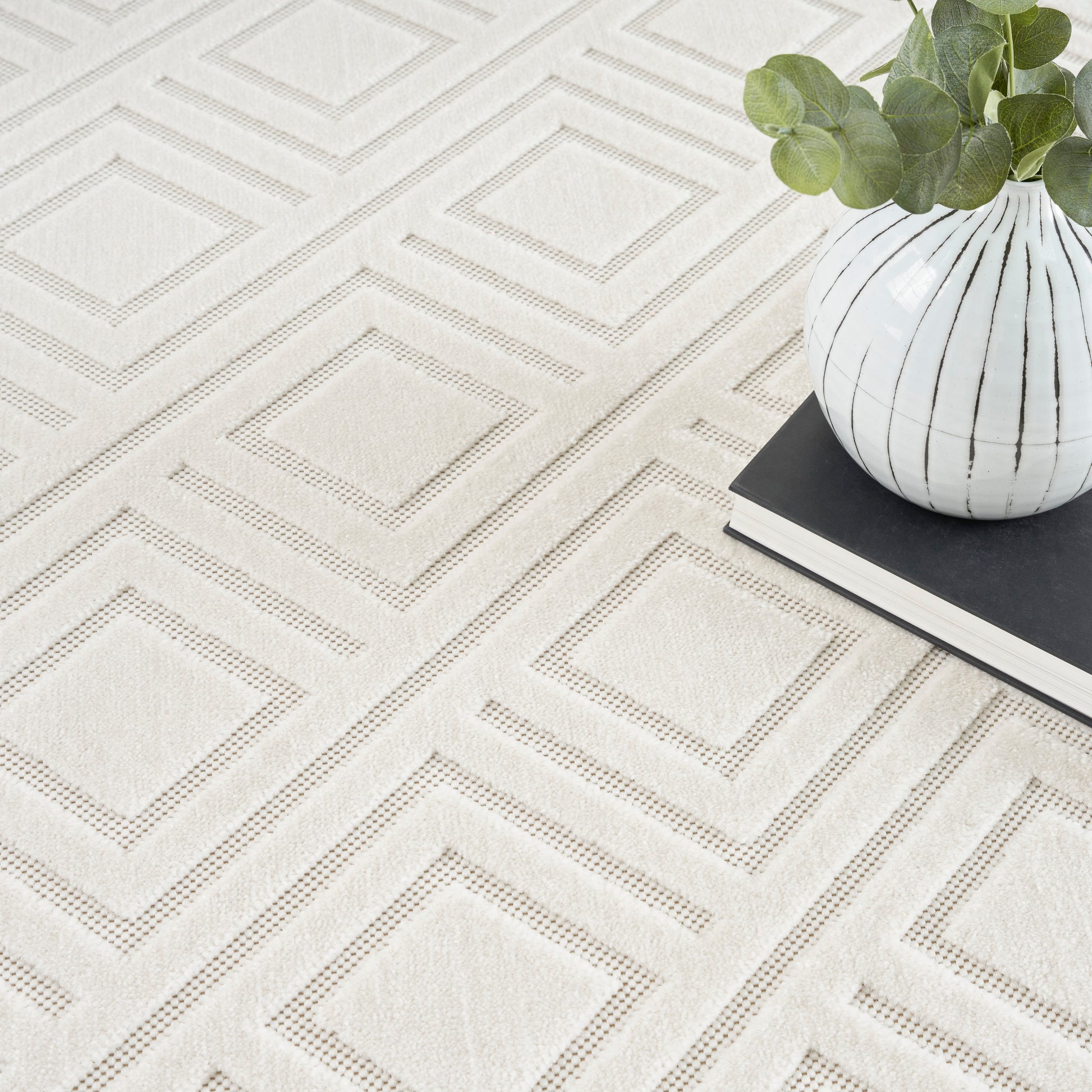 Nourison Home Care Free  Ivory  Contemporary