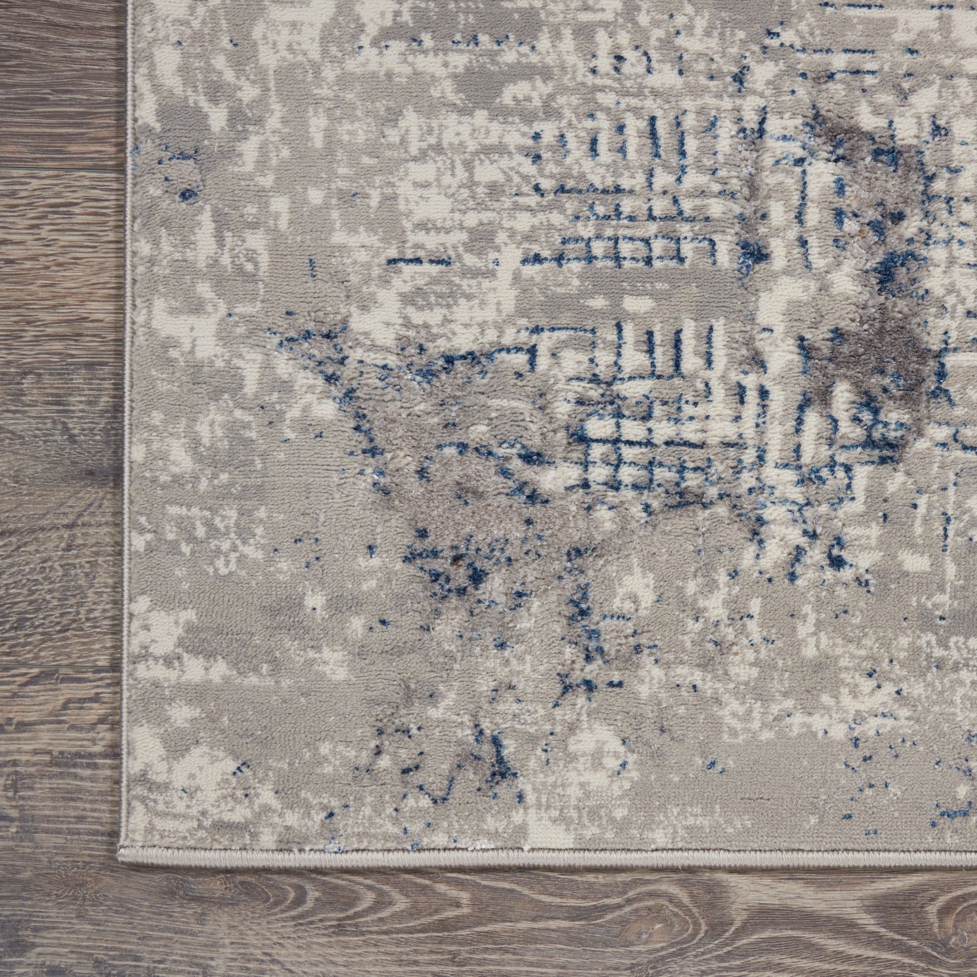 Nourison Home Royal Terrace  Ivory Blue  Contemporary