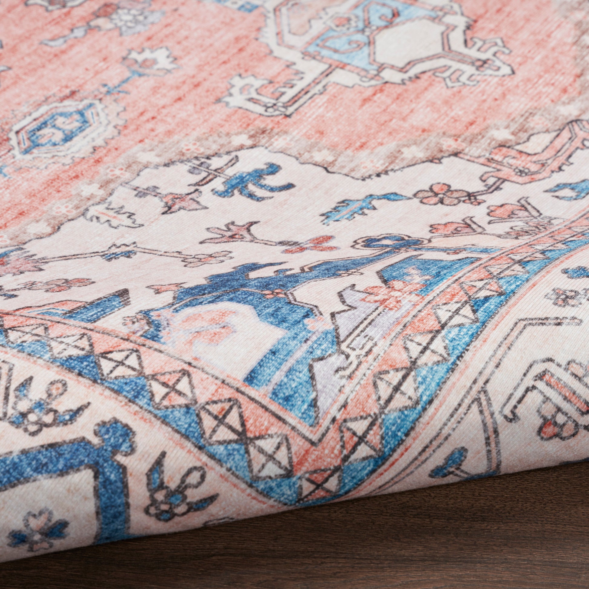 Nourison Home Fulton  Coral  Traditional