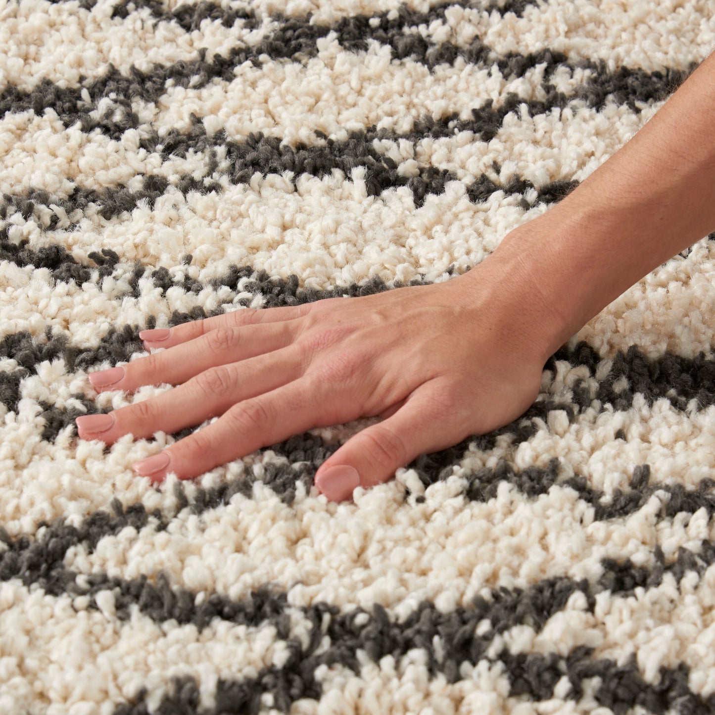 Nourison Home Moroccan Shag  Cream  Transitional