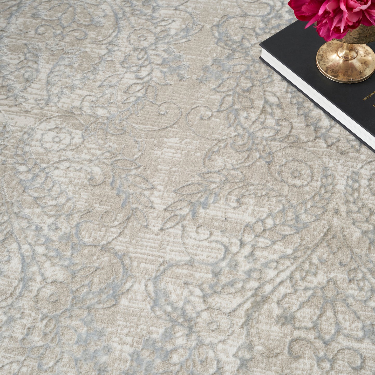 Nourison Home Sparkle  Beige Grey  Contemporary