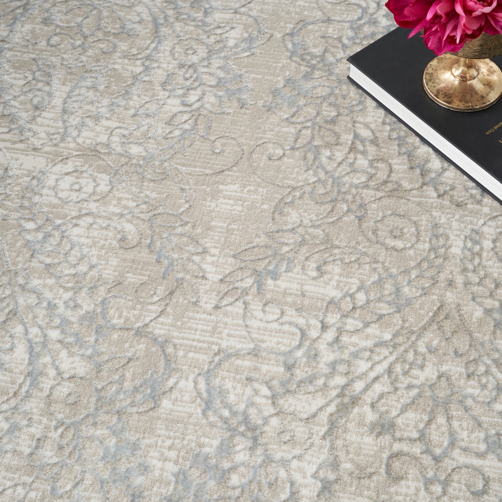 Nourison Home Sparkle  Beige Grey  Contemporary