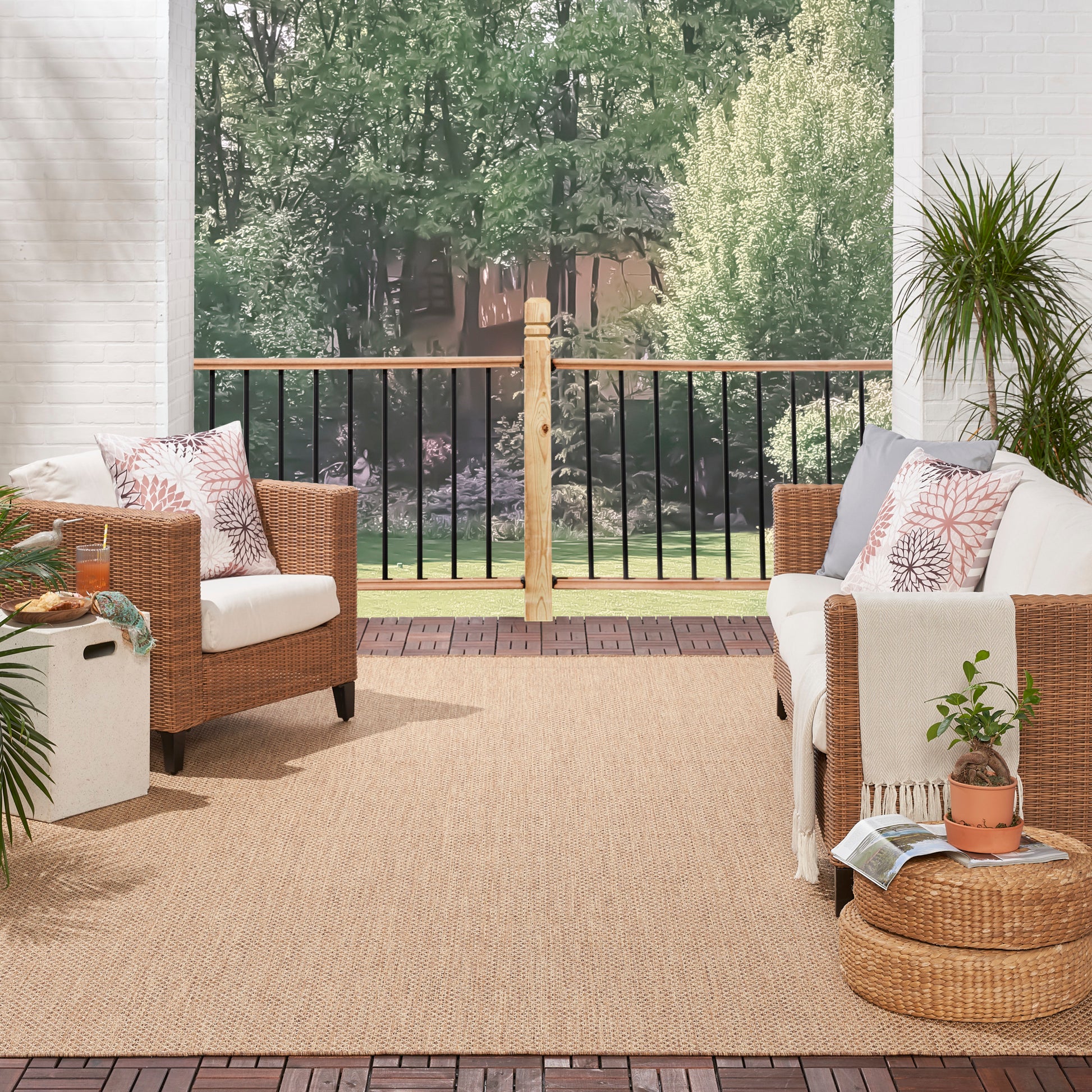 Nourison Home Courtyard  Jute  Contemporary