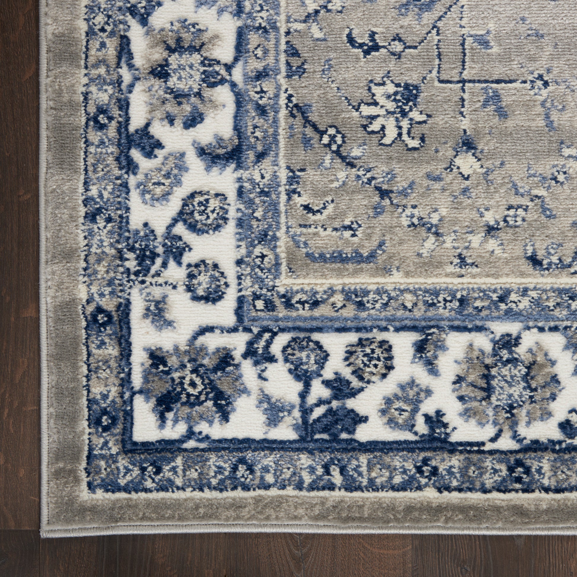 Nourison Home Cyrus  Ivory Navy  Traditional