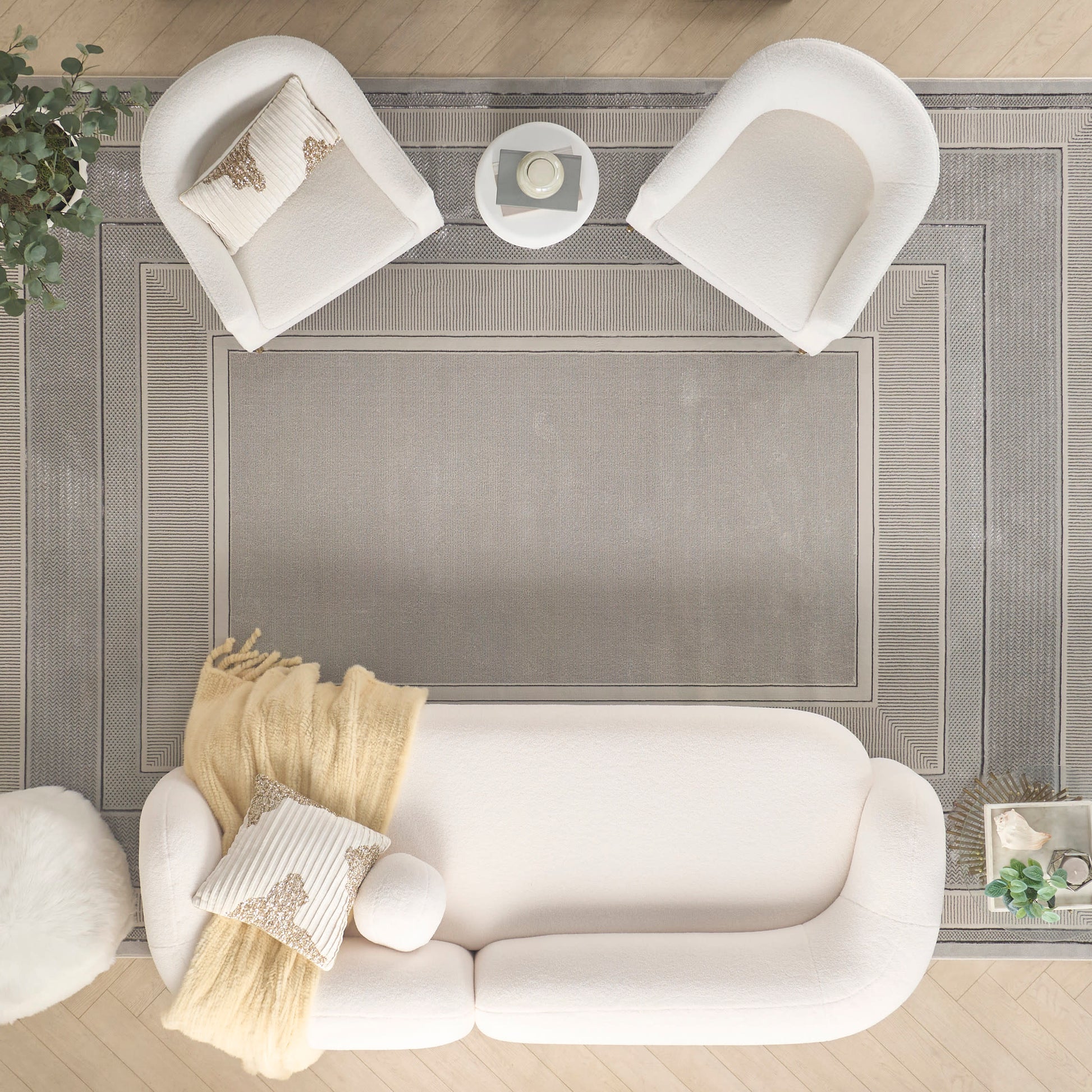 Nourison Home Glitz  Silver  Contemporary