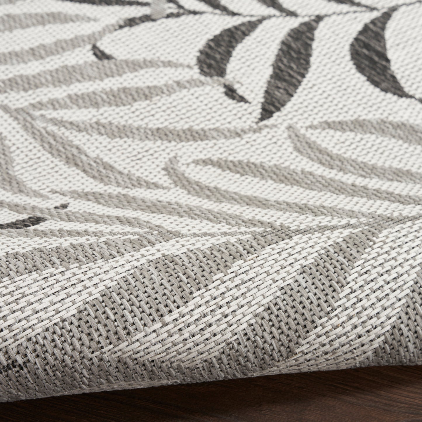 Nourison Home Garden Oasis  Grey  Contemporary