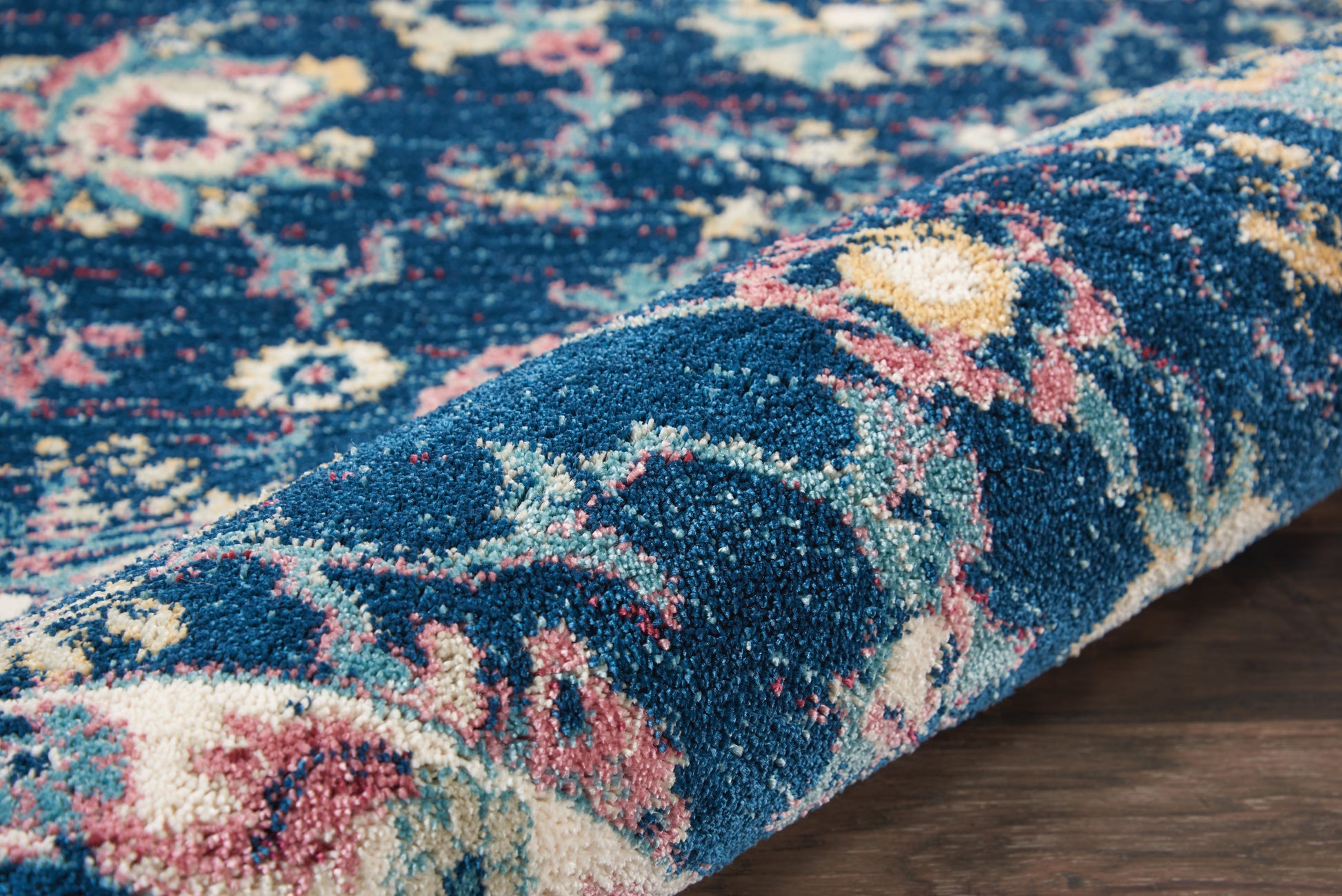 Nourison Home Fusion  Navy Pink  Traditional