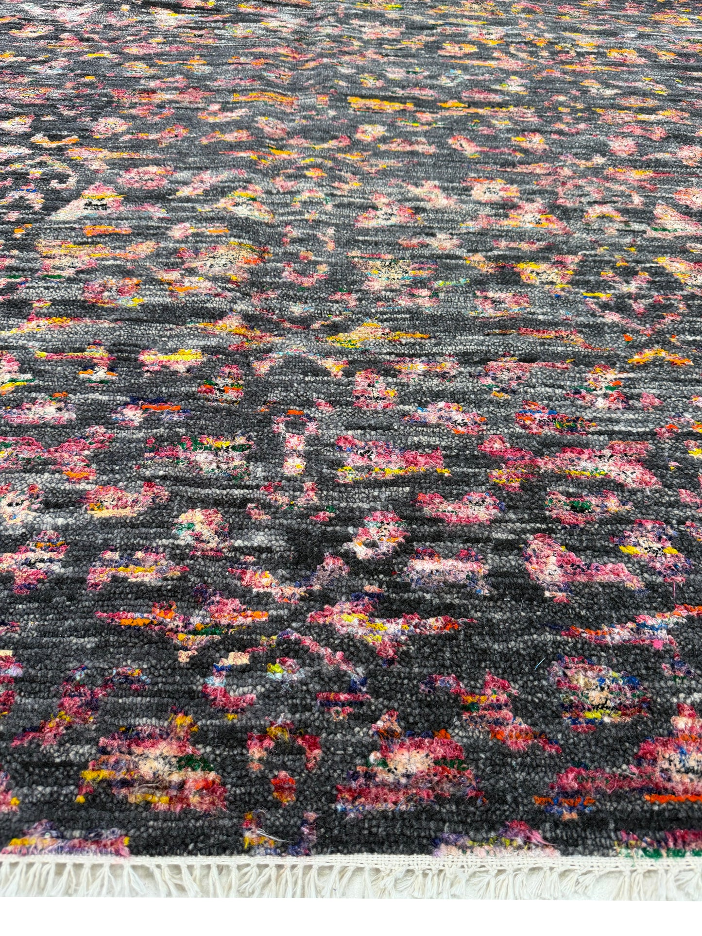 Artisan Samara Charcoal Rust Transitional Knotted Rug