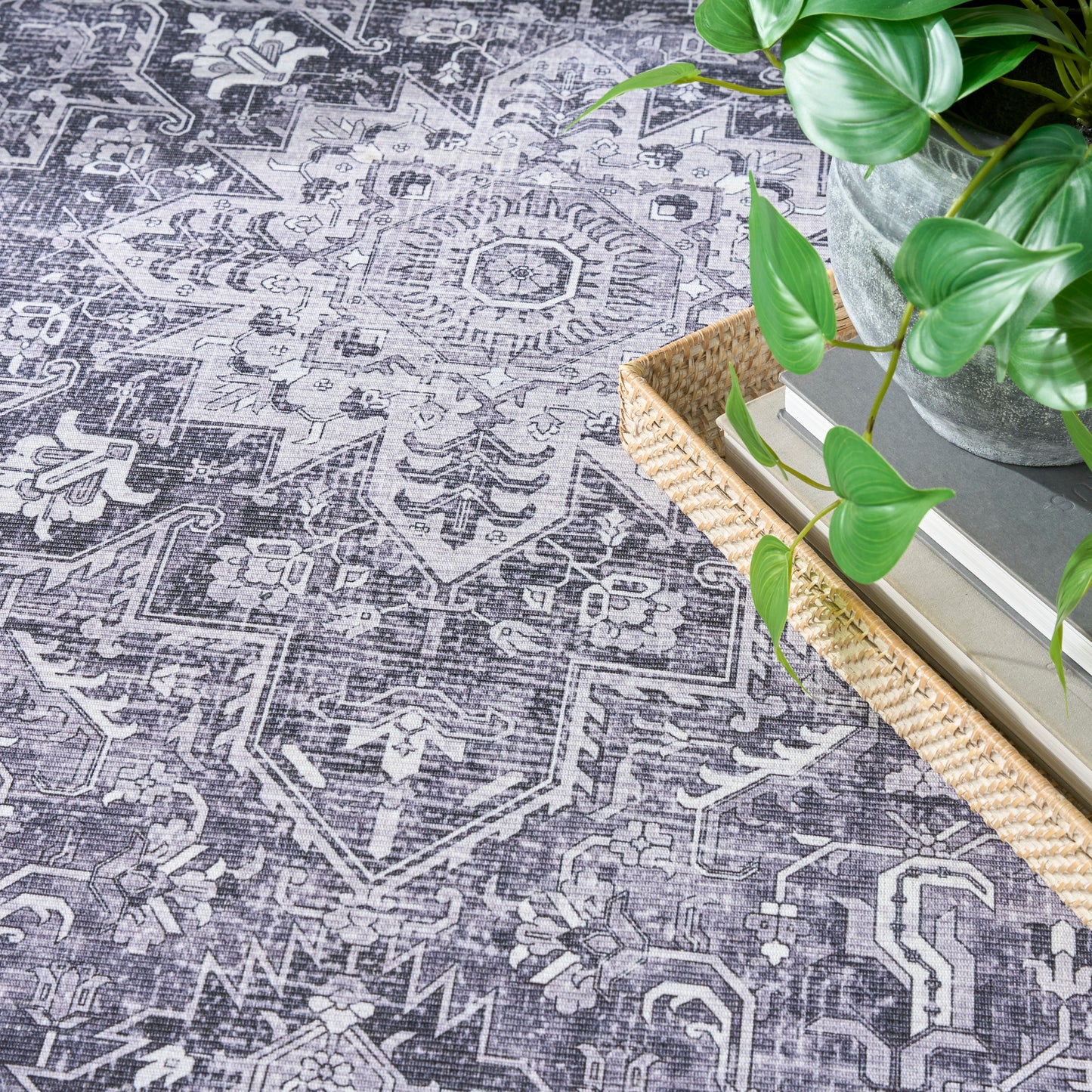 Nourison Home Nourison Washables  Charcoal Grey  Traditional