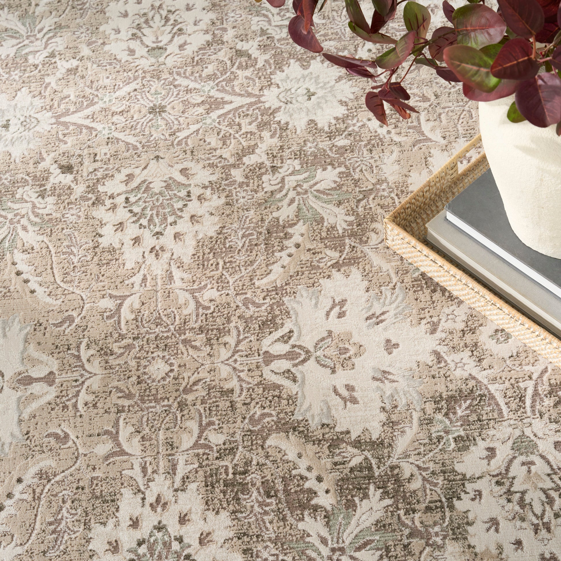 Nourison Home Soft Mist  Mocha Ivory  Traditional