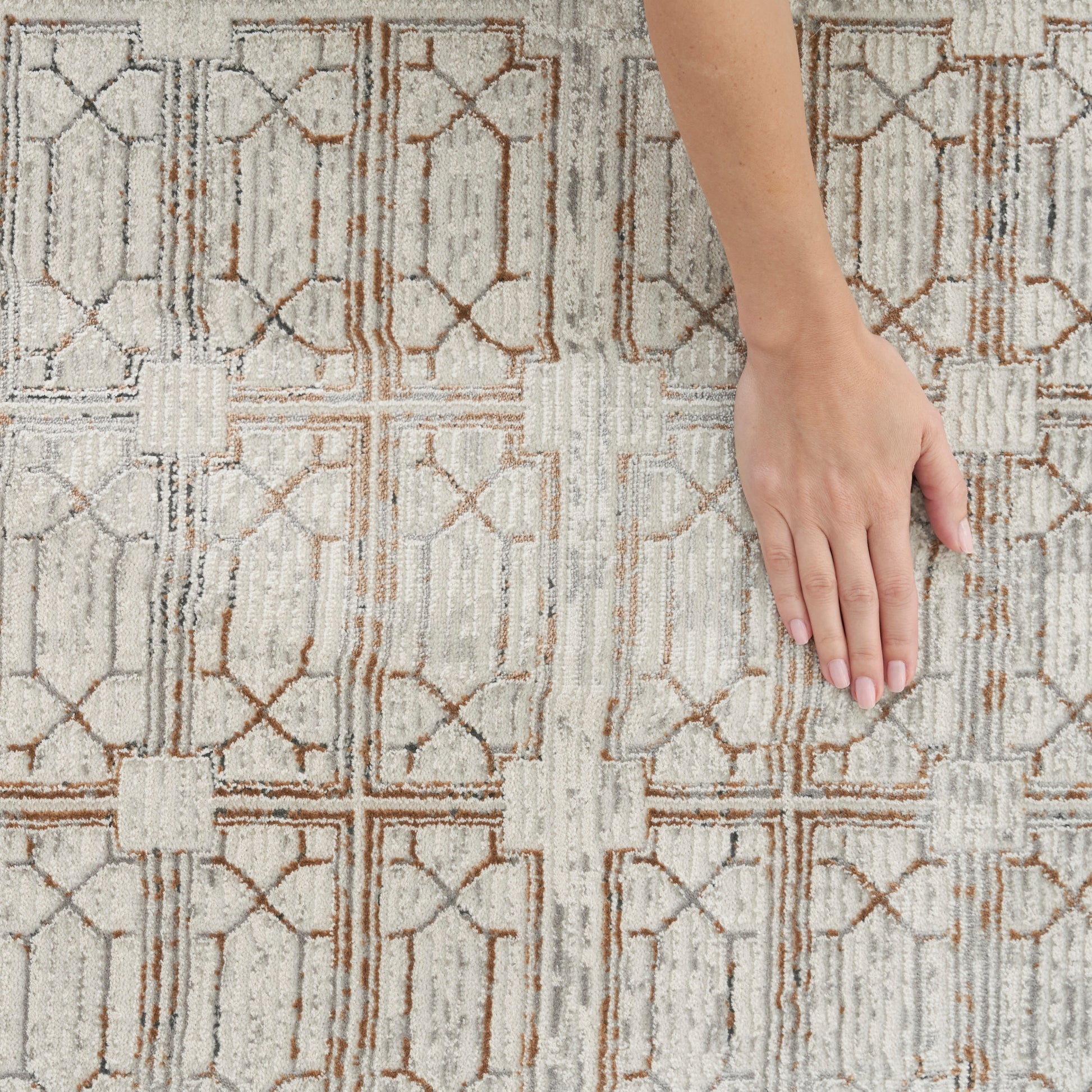 Nourison Home Desire  Ivory Beige  Contemporary