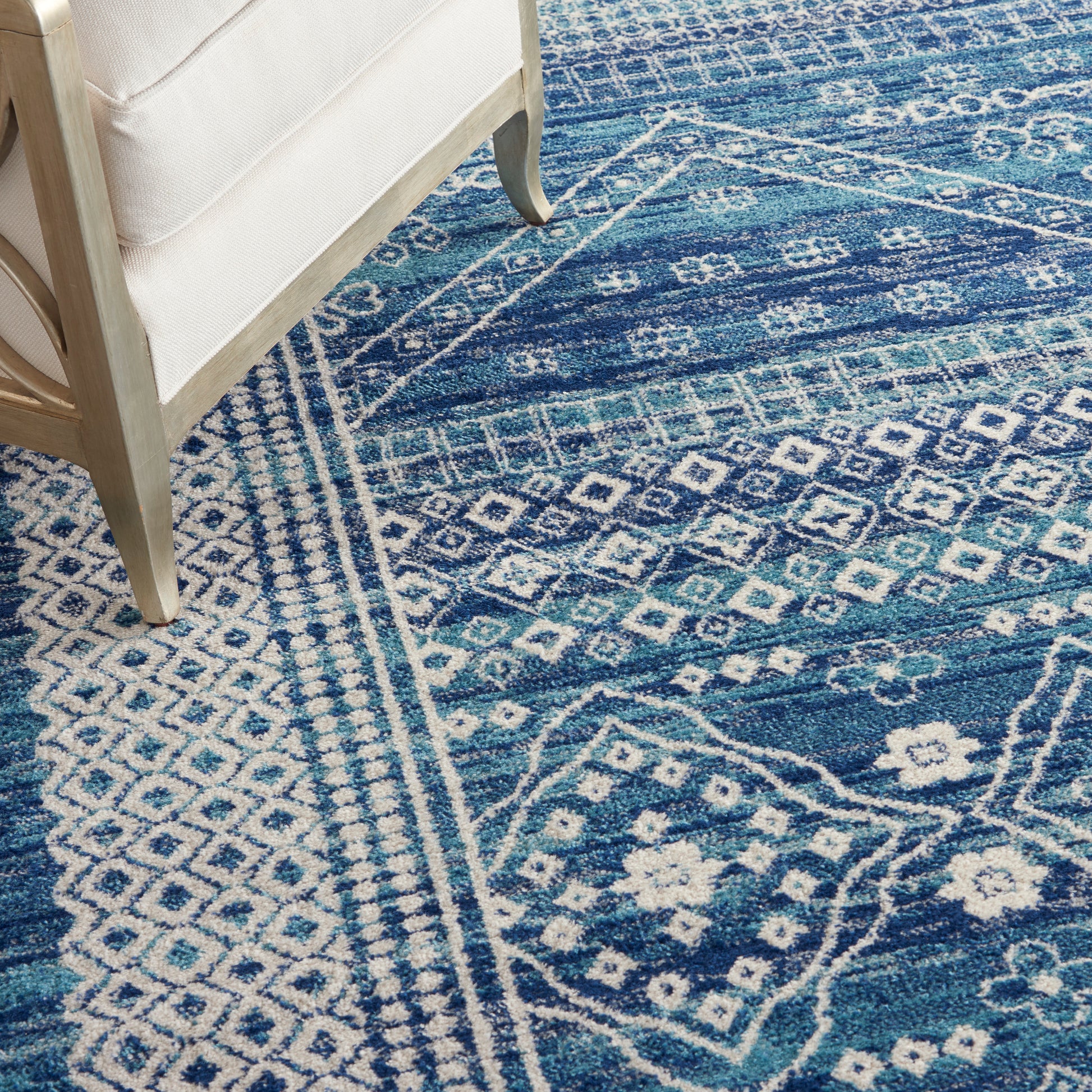 Nourison Home Passion  Navy Blue  Transitional