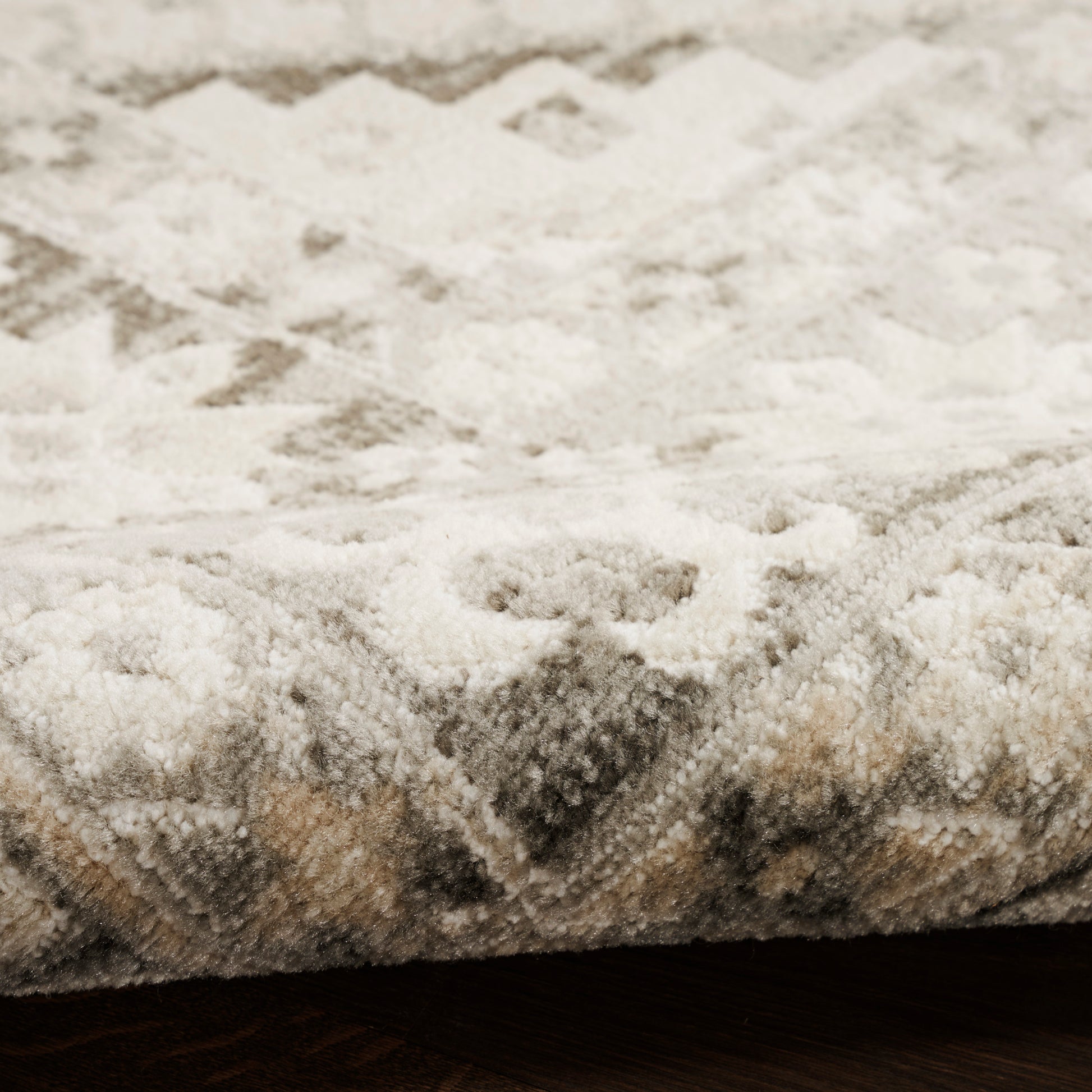 Nourison Home Serenity Home  Ivory Grey  Traditional