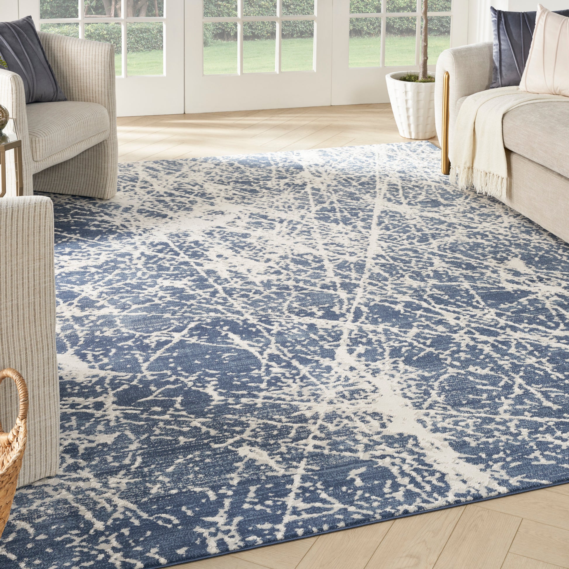 Nourison Home Exhale  Navy Ivory  Contemporary