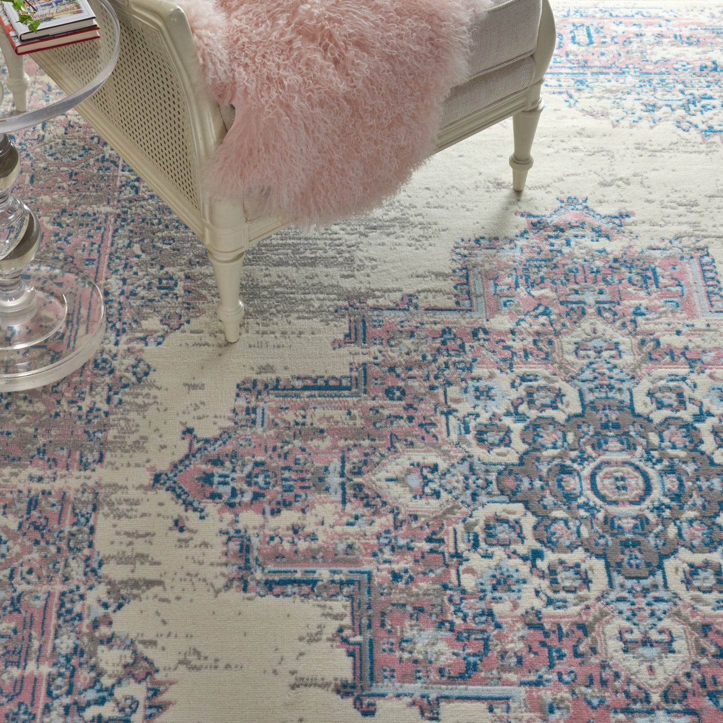 Nourison Home Grafix  Ivory Pink  Transitional