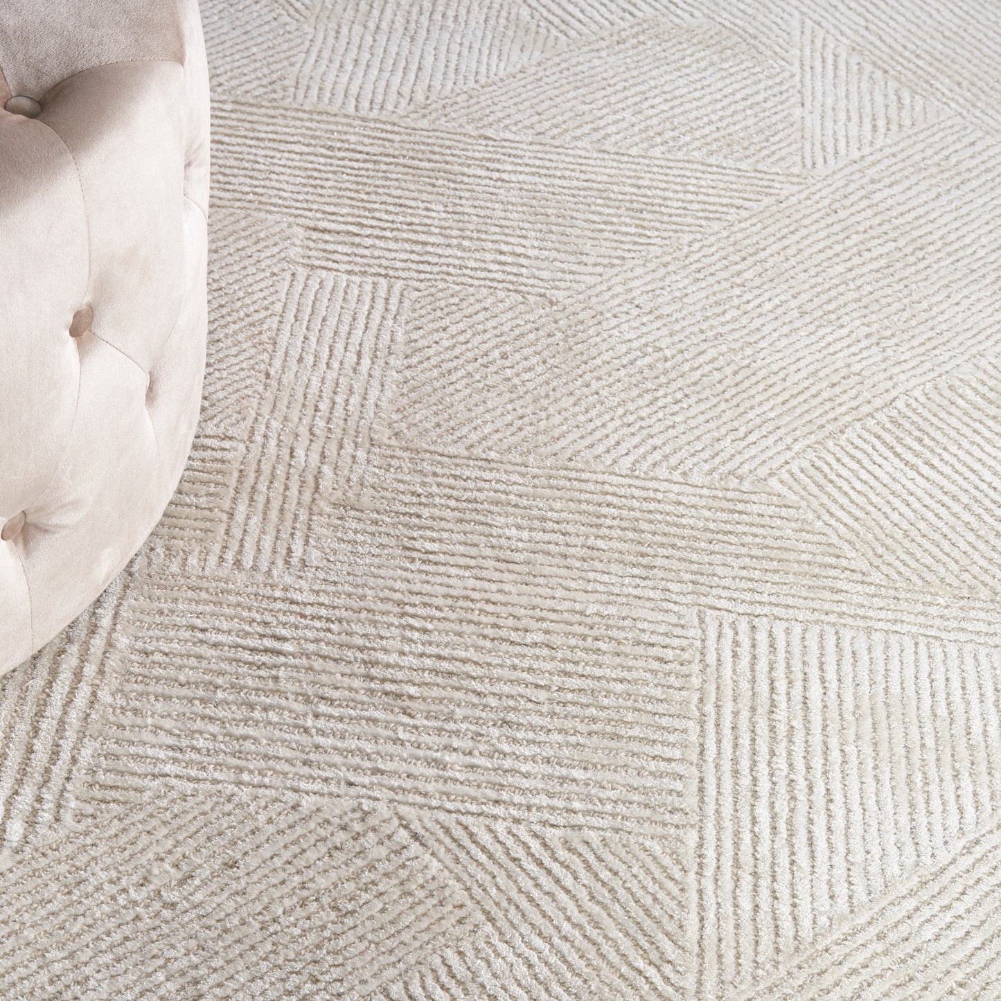 Michael Amini Ma30 Star  Ivory  Contemporary