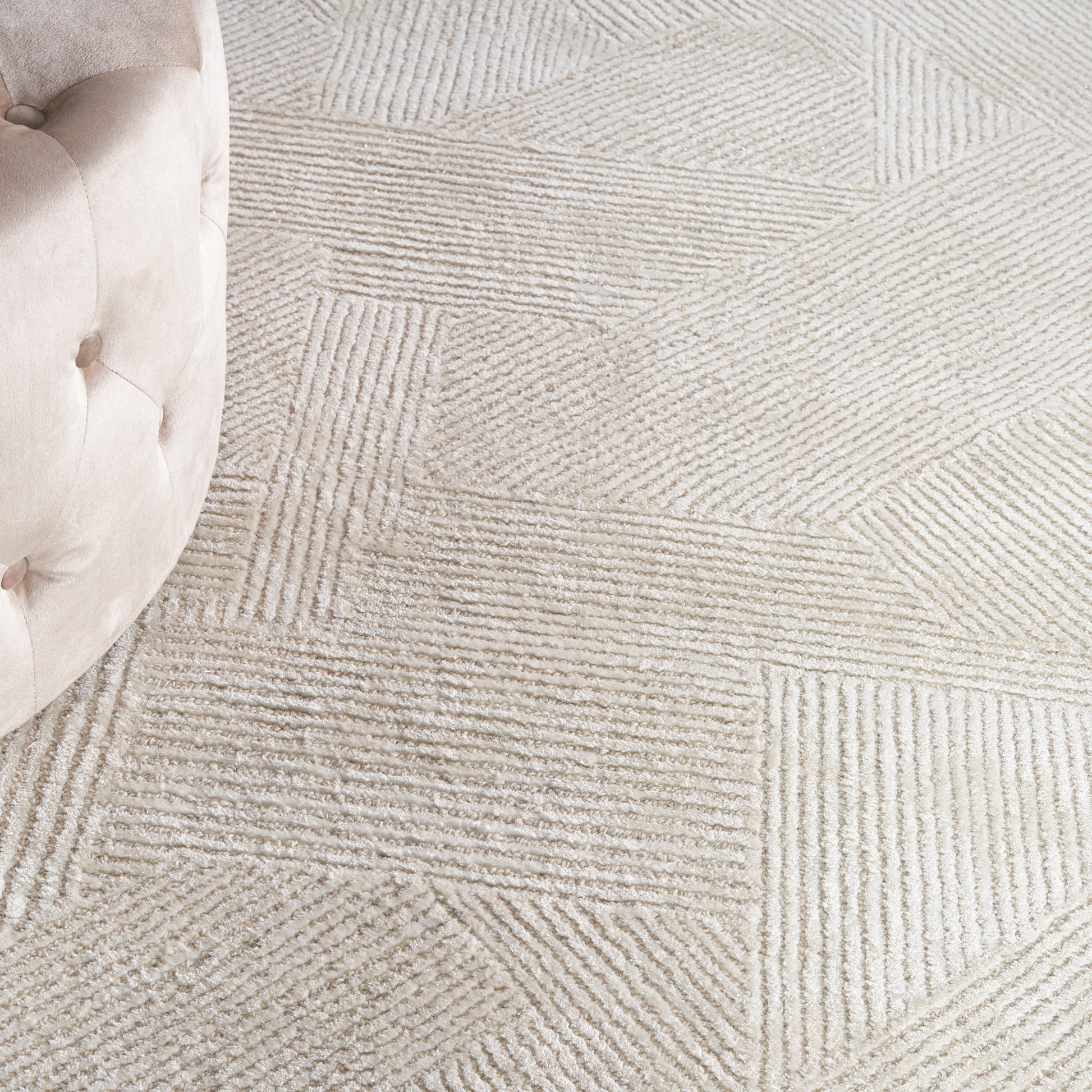 Michael Amini Ma30 Star  Ivory  Contemporary