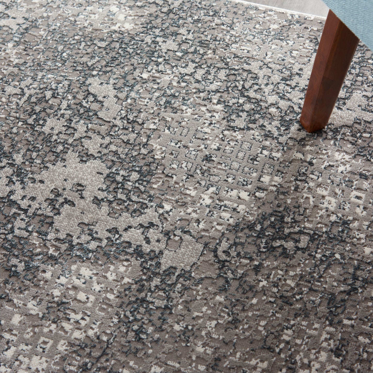 Michael Amini MA90 Uptown  Grey  Contemporary
