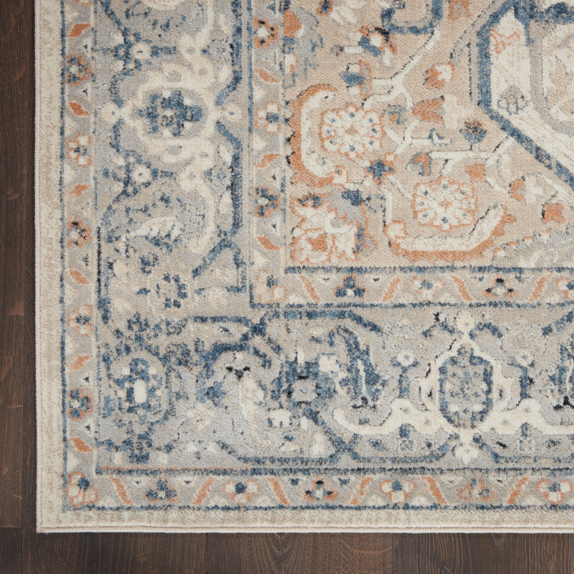 Nourison Home Malta  Ivory Grey  Traditional