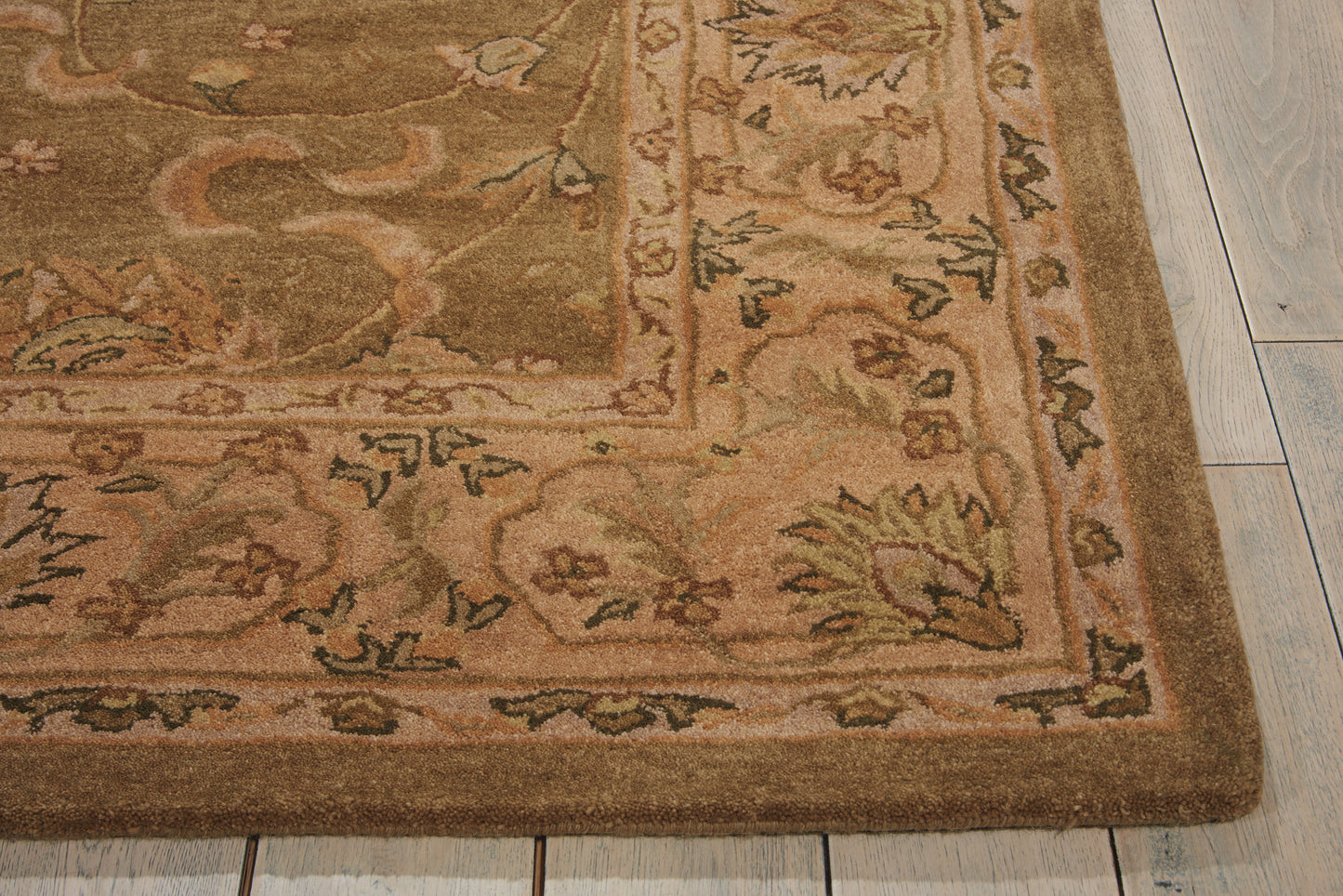 Nourison Home Heritage Hall  Green  Traditional