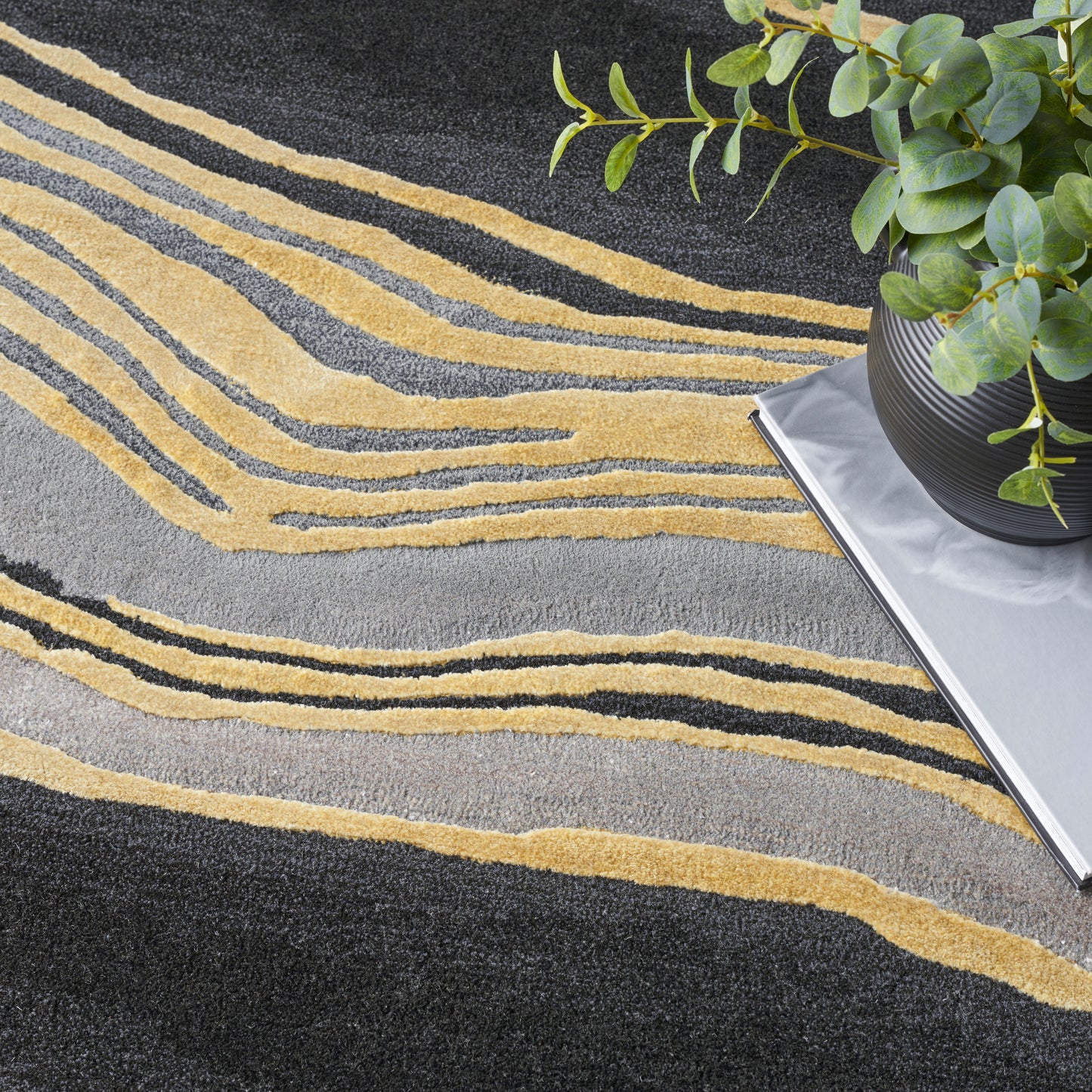 Nourison Home Prismatic  Charcoal Grey  Contemporary