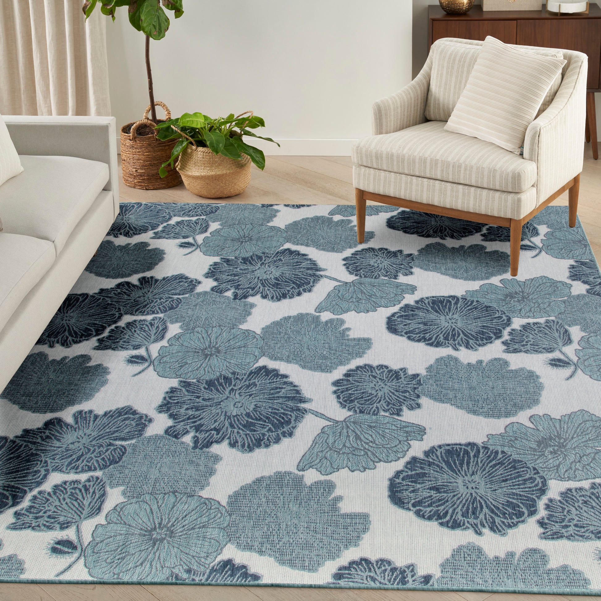 Nourison Home Garden Oasis  Blue  Contemporary