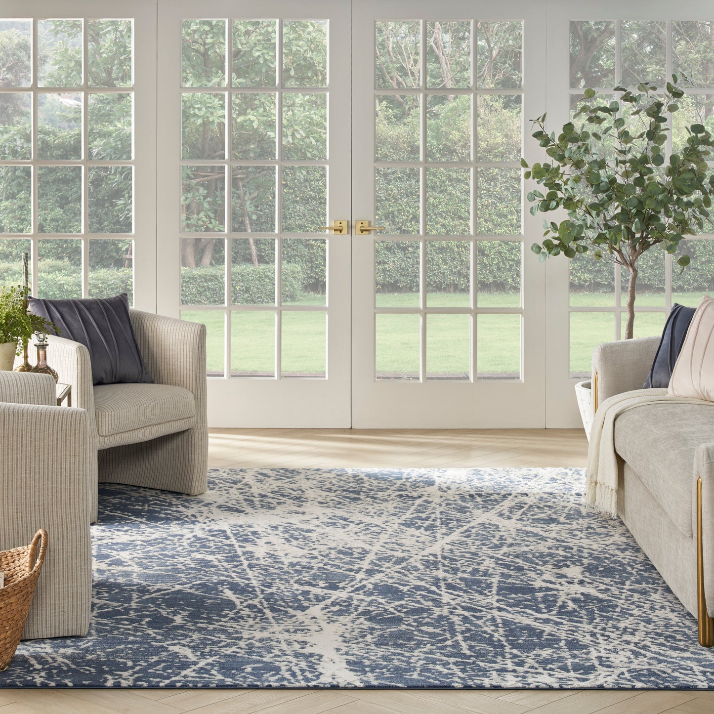 Nourison Home Exhale  Navy Ivory  Contemporary