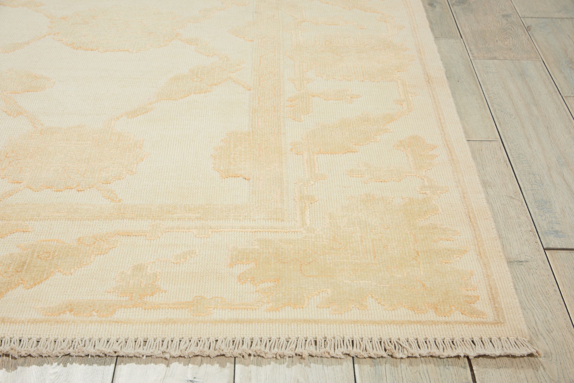 Nourison Home Silk Pointe  Ivory  Traditional
