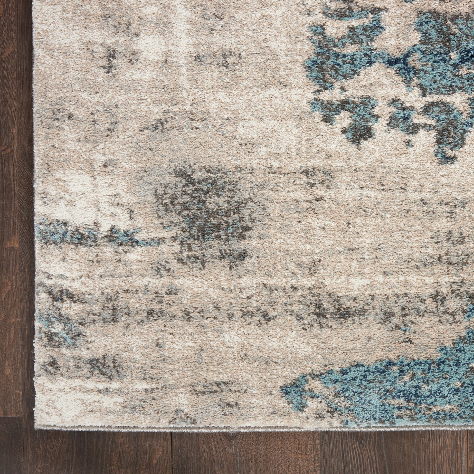 Nourison Home American Manor  Ivory Blue  Contemporary