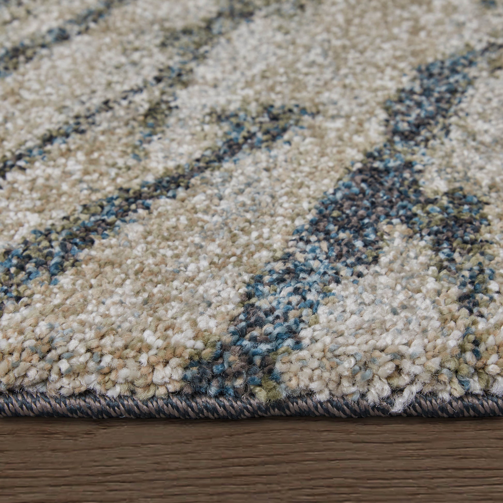 Feizy Skyview  Green  Modern/Bohemian & Eclectic/Industrial