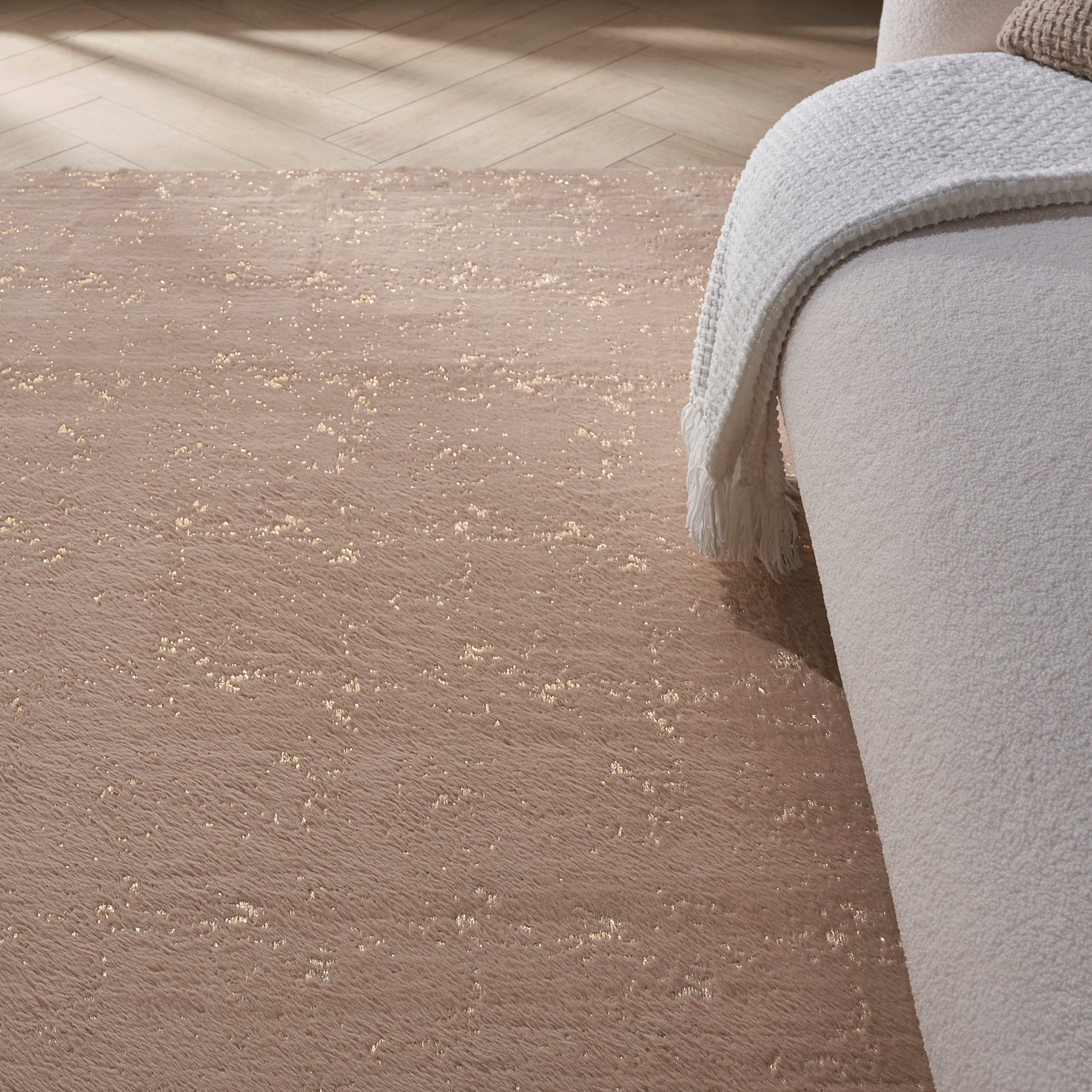 Nourison Home Cozy Shimmer  Beige Gold  Contemporary