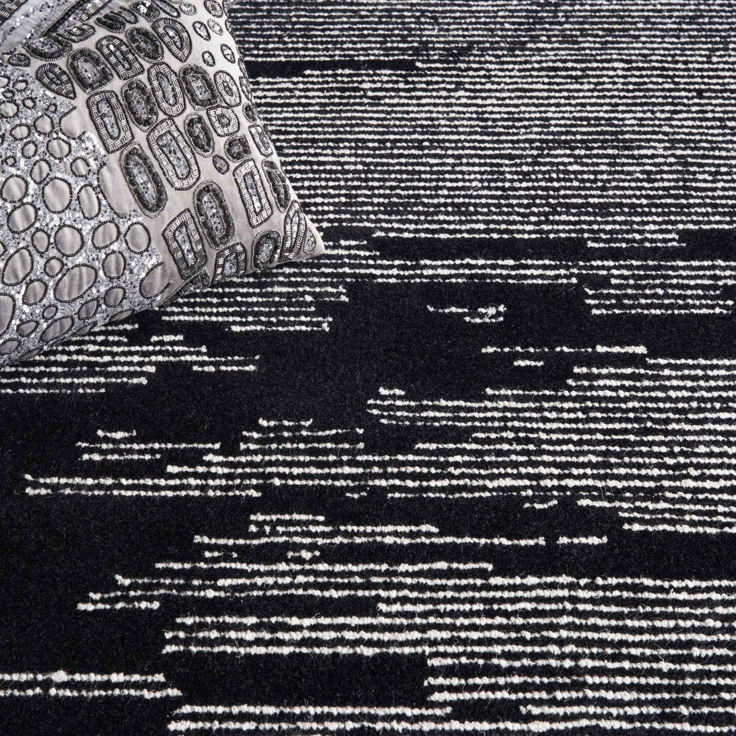 Michael Amini Ma30 Star  Black Ivory  Contemporary