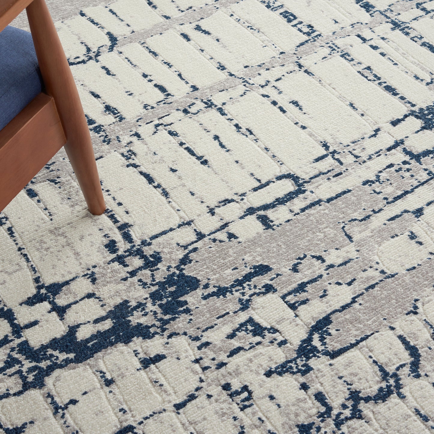 Nourison Home Twilight  Ivory Navy  Contemporary