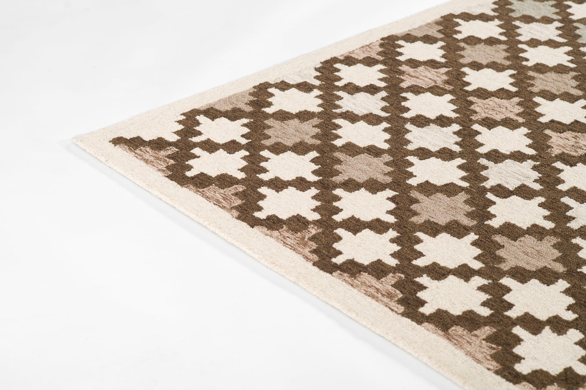 Erin Gates Abbott  Neutral  Contemporary
