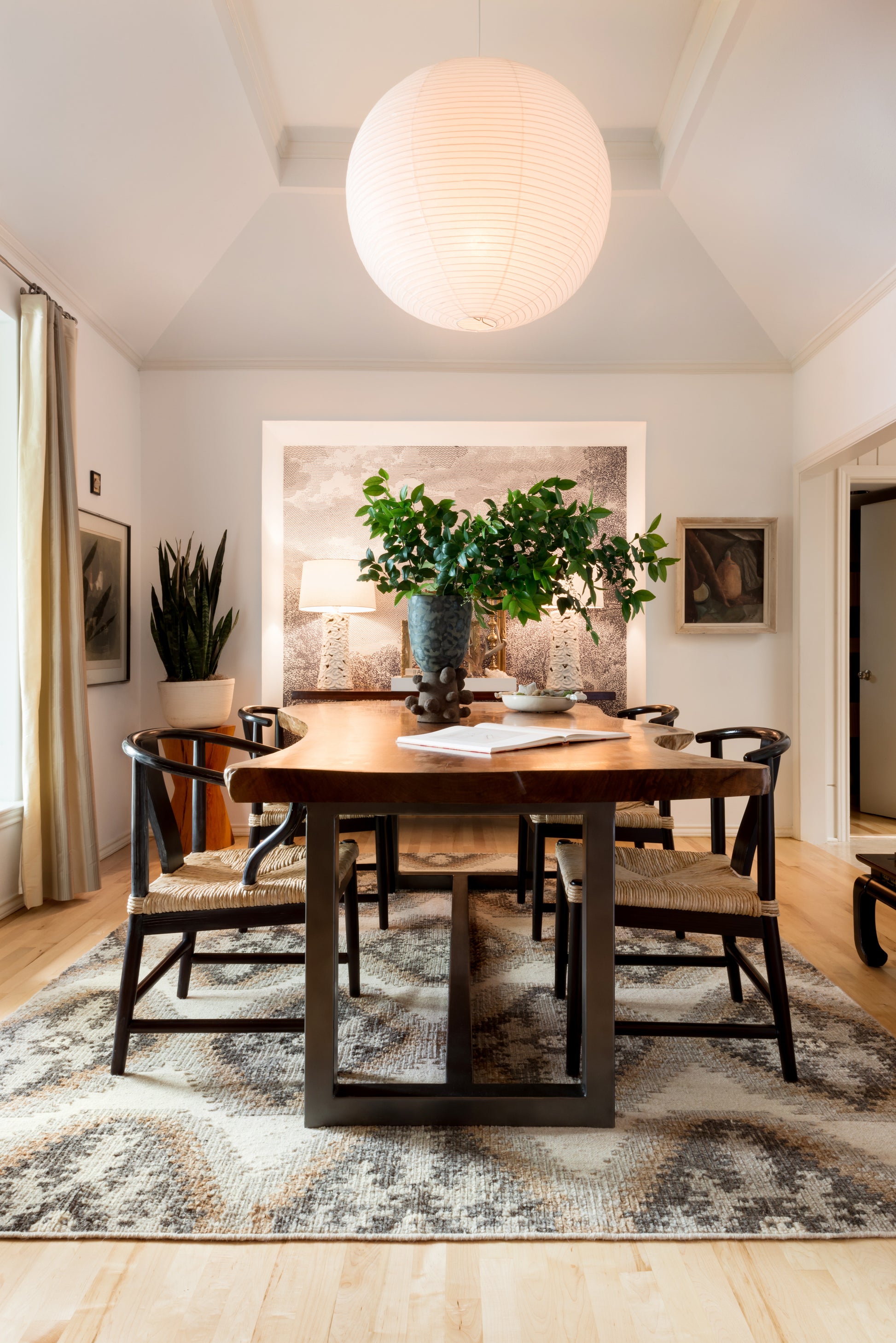 Loloi Akina  Ivory Camel Transitional