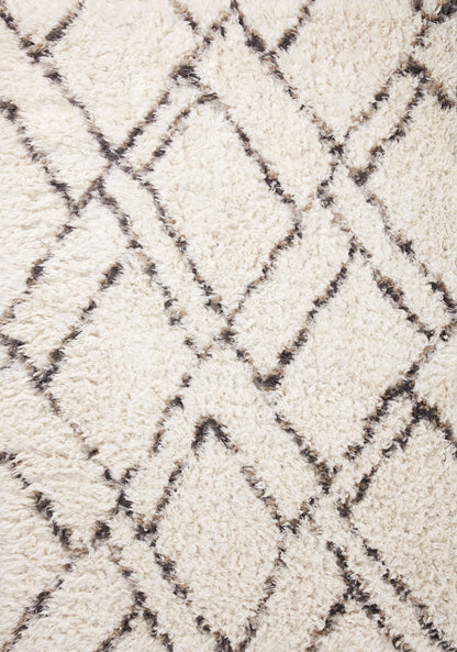 Angela Rose x Loloi Amira  Ivory Bark Shag
