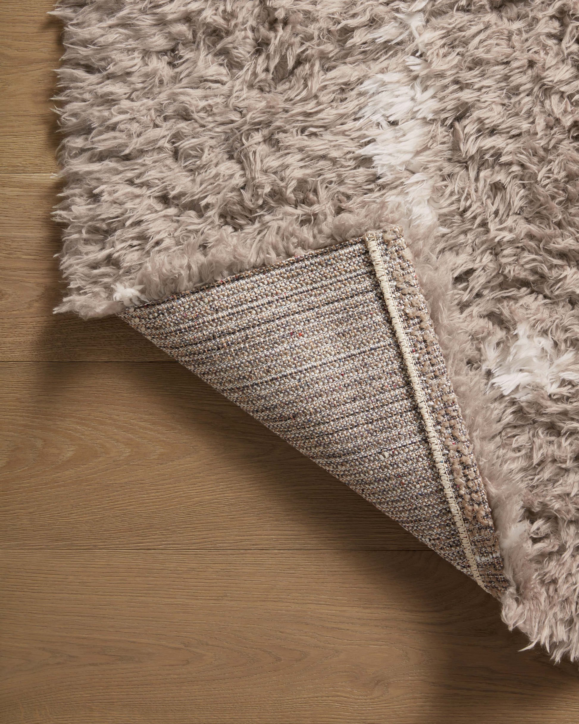 Angela Rose x Loloi Amira  Khaki Ivory Shag