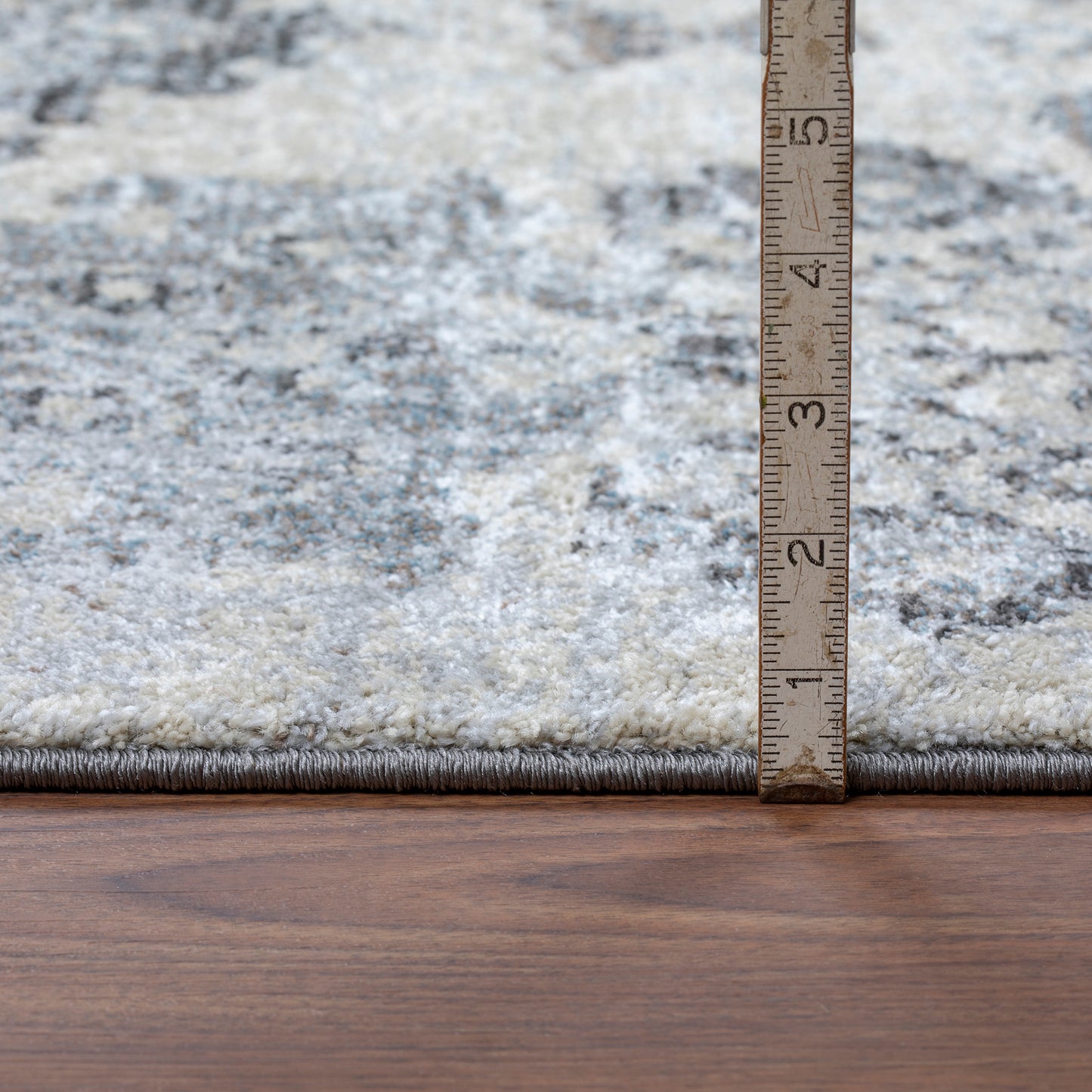 Dalyn Rugs Antigua  Pewter  Traditional