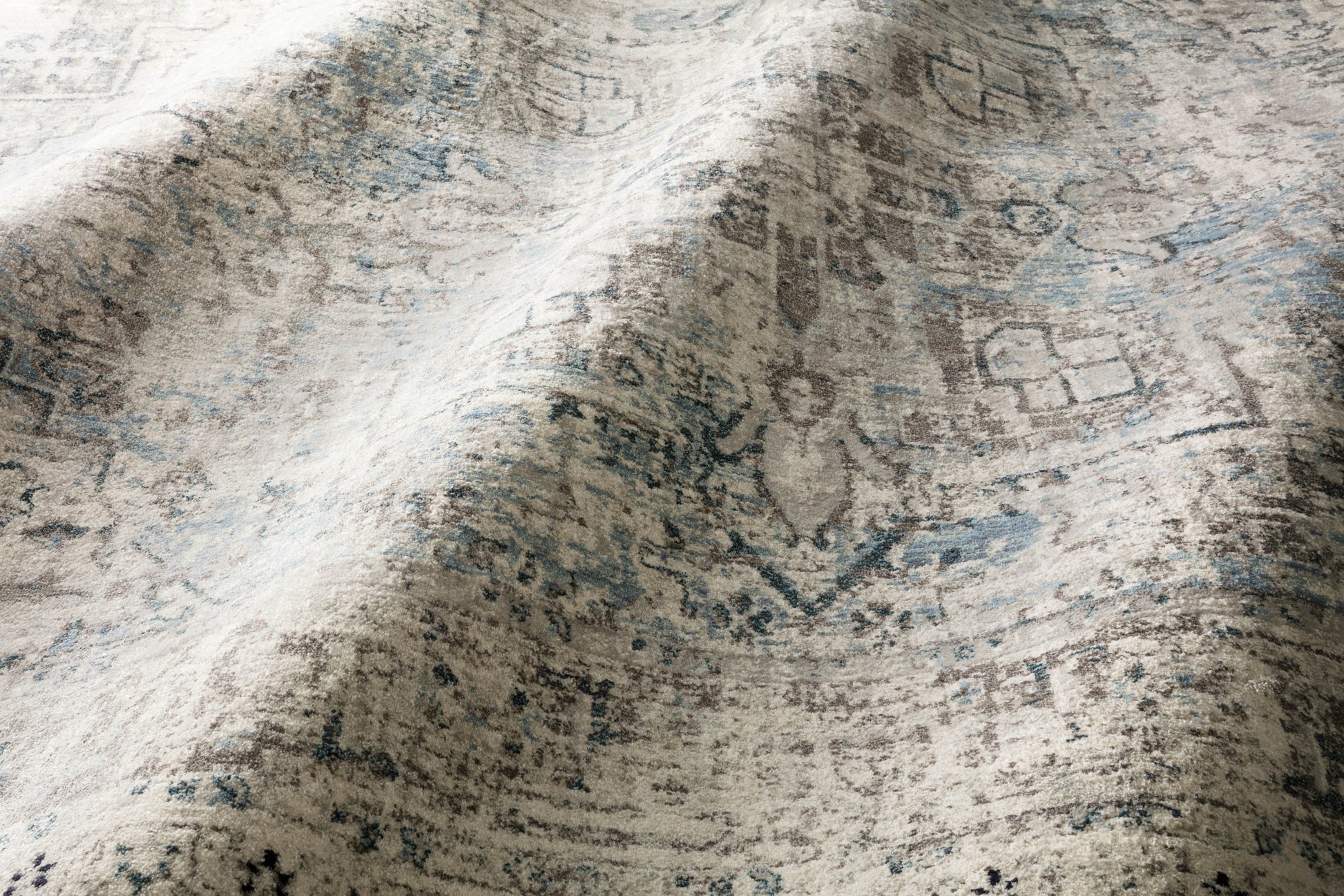 Loloi Anastasia  Blue Slate Transitional