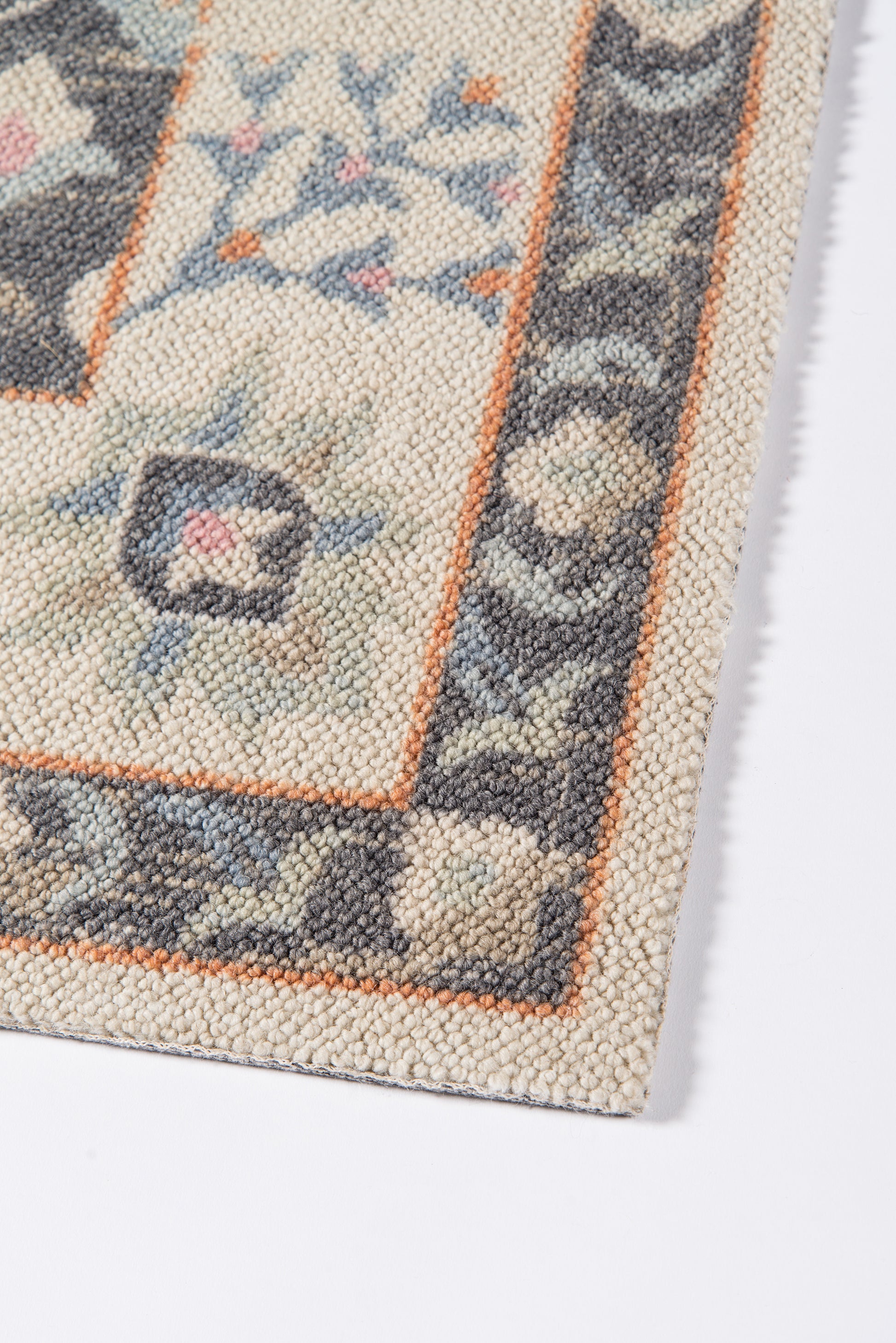 Momeni Anatolia  Charcoal  Traditional