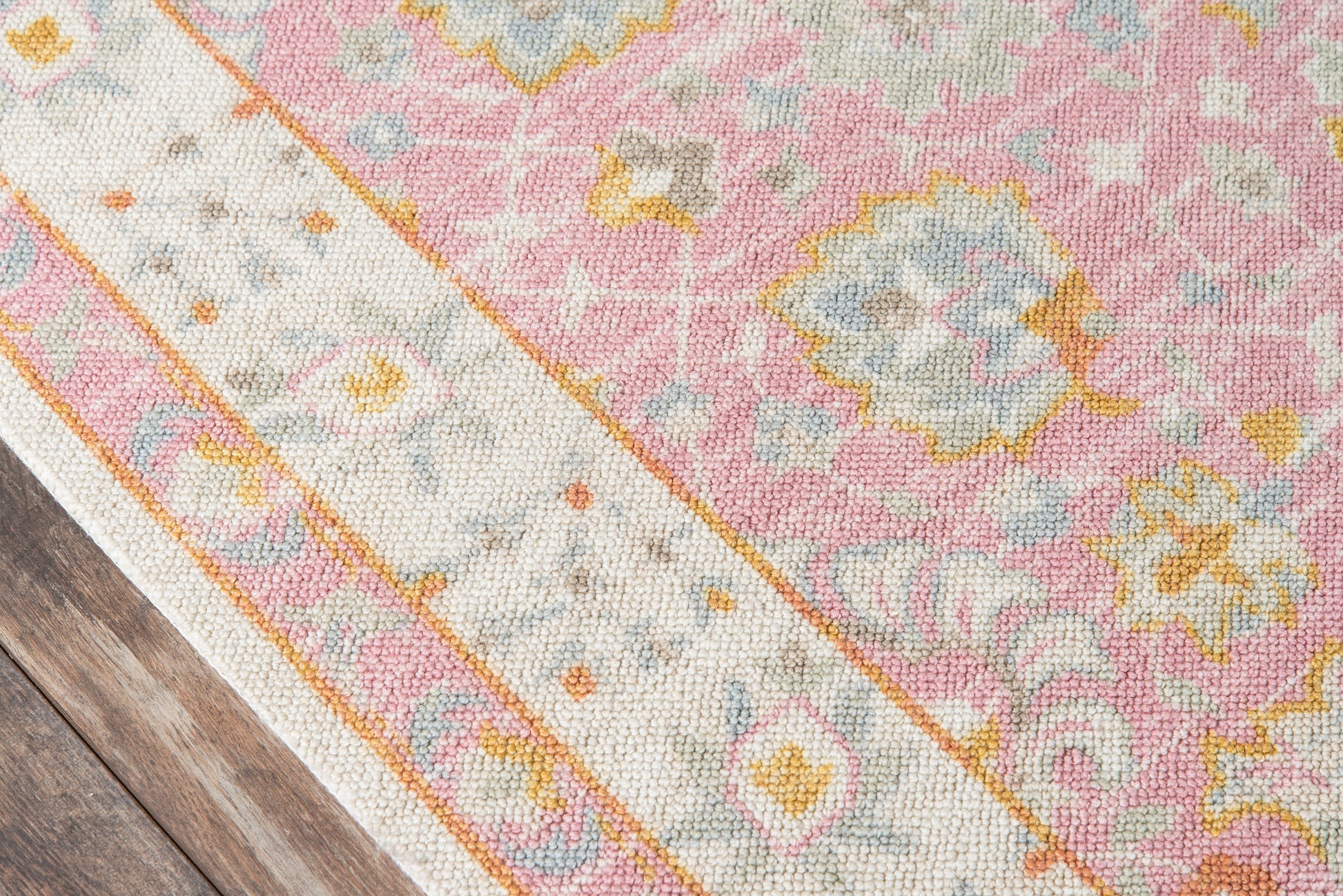 Momeni Anatolia  Pink  Traditional