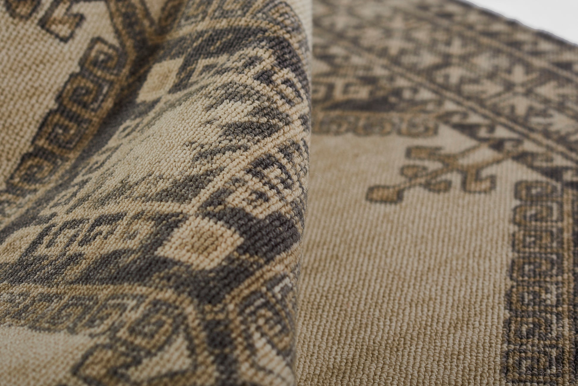 Momeni Anatolia  Charcoal  Traditional