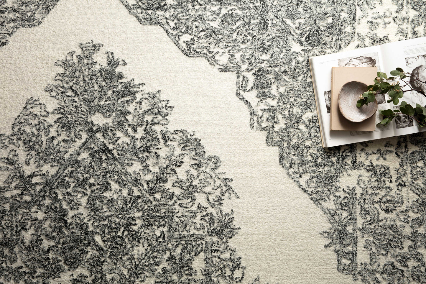 Magnolia Home by Joanna Gaines x Loloi Annie  White Black Transitional